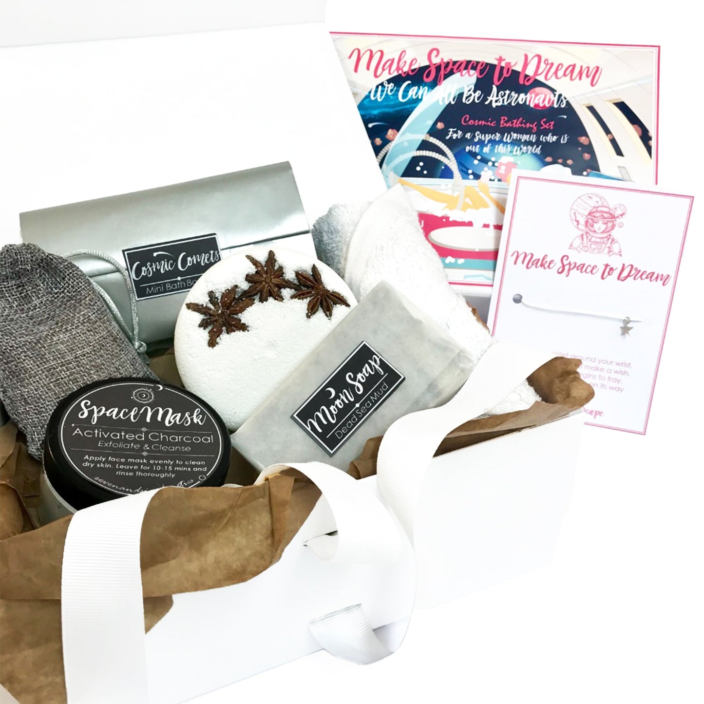 Woman’s luxury spa gift set, perfect for mums or mums-to-be, featuring bath bombs, bath salts, and pampering self-care items.